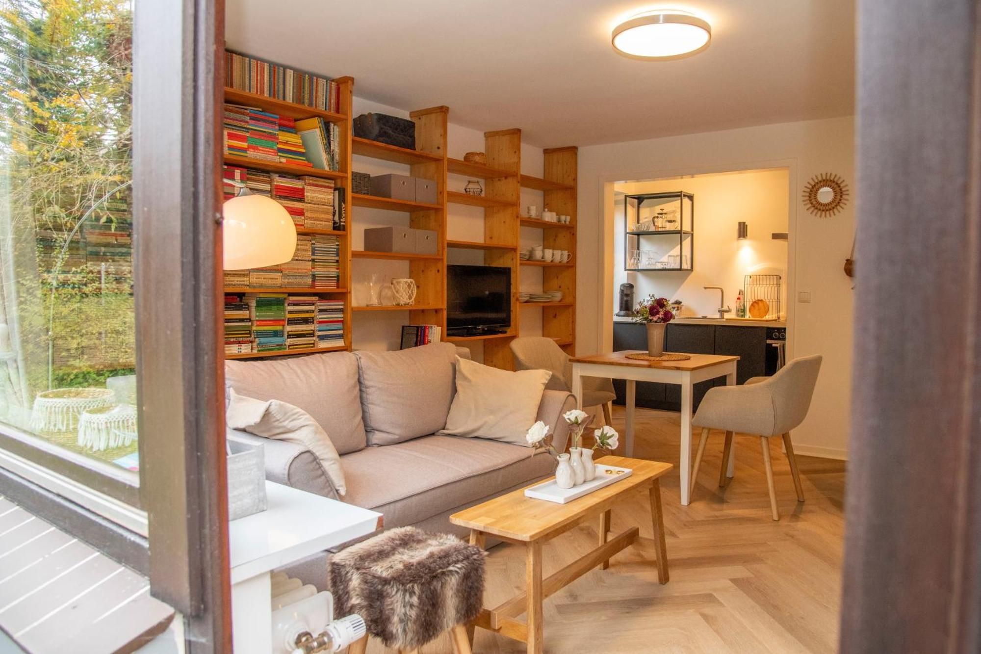 Mitten Im Gruenen - Apartment Mit Wohlfuehlcharakter In Stadtrandlage Eutin Zewnętrze zdjęcie